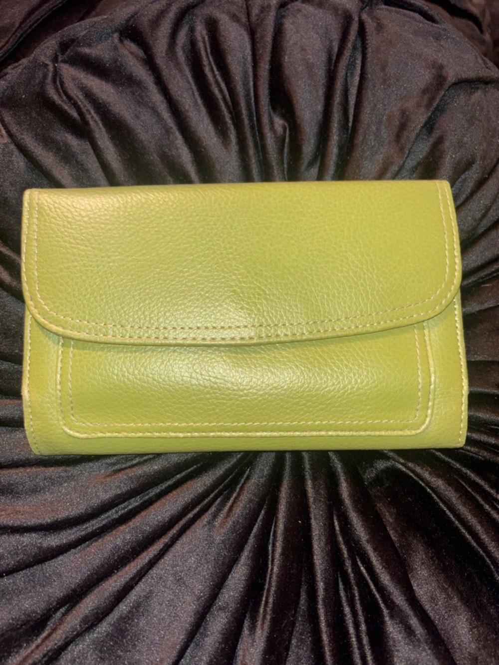 Relic Lime Green Leather Fold-Over Clutch Wallet